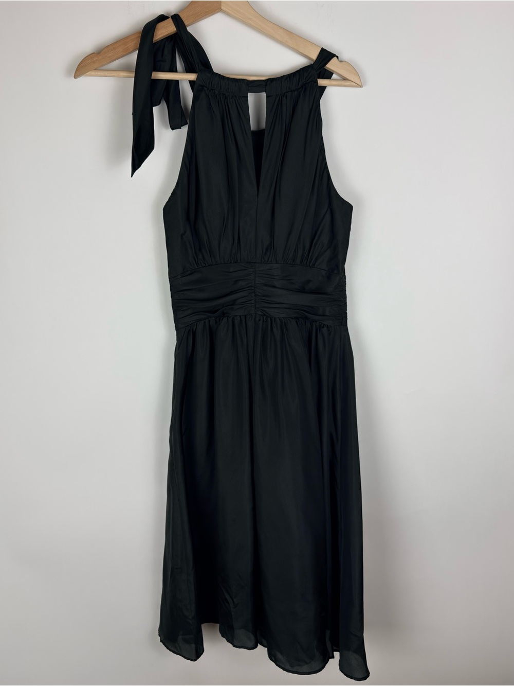 WHBM 100% Silk Tie Shoulder Bow A-Line Dress Sz 0 Old money Cocktail Black - Picture 3 of 11